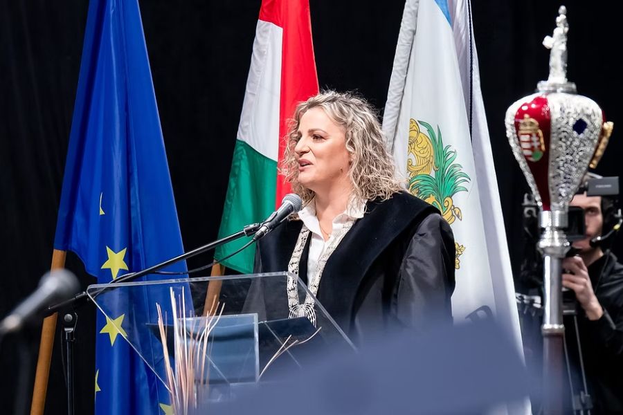 diplomaoszto_24251.jpg